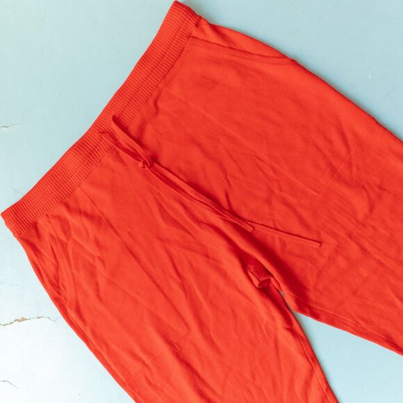 NWT St John Apple Red Wool Blend High Waisted Knit Jogger Pants Size XLarge - Picture 2 of 11